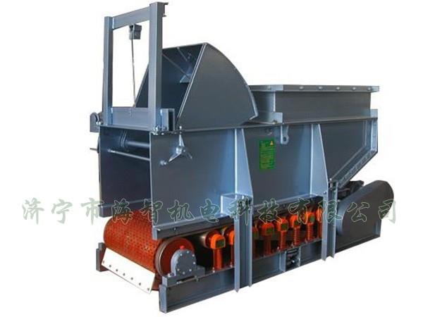 新疆扇形閥門帶式（甲帶）給料機(jī)